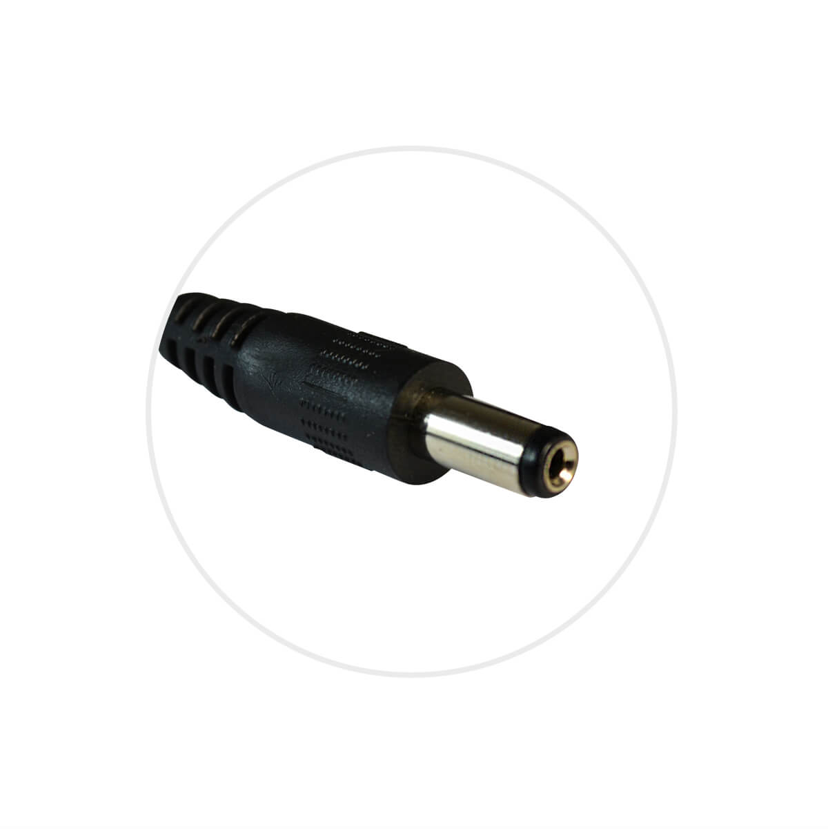 Fuente de poder 12V 500mA con conector plug de 2.1mm, ideal para camaras de seguridad